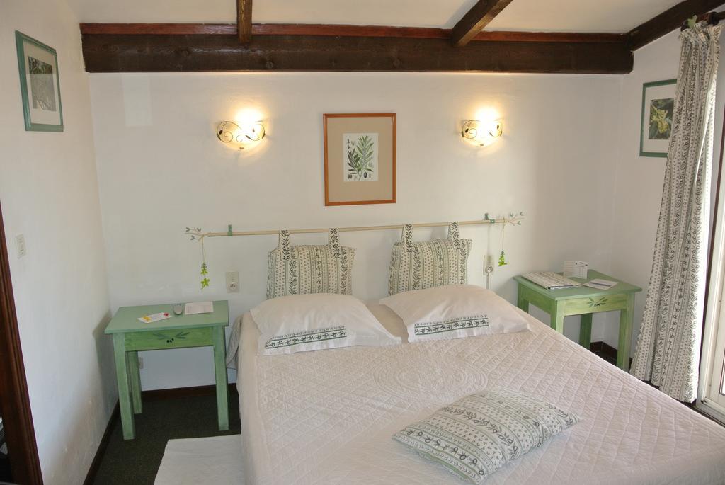 La Vieille Bastide Bed and Breakfast Flayosc Exteriör bild