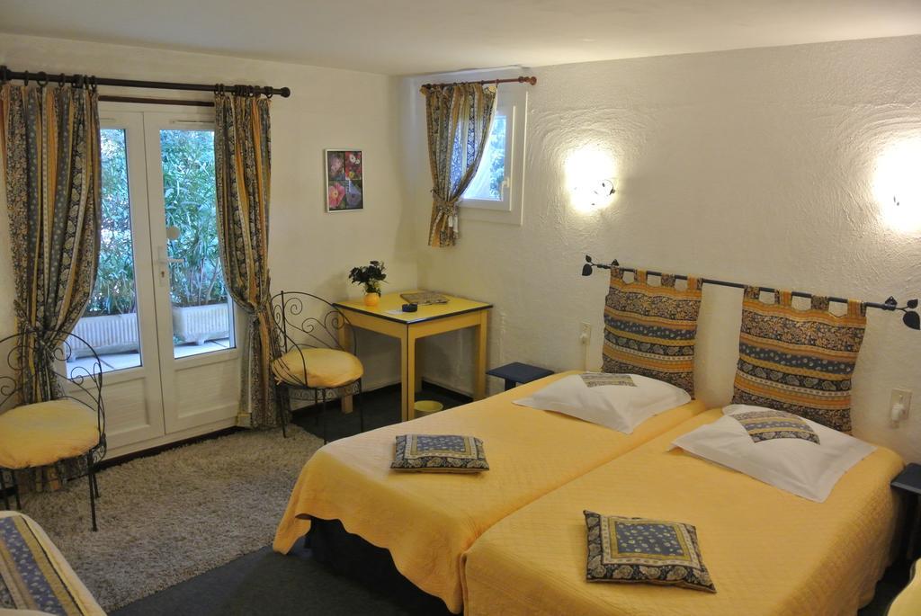 La Vieille Bastide Bed and Breakfast Flayosc Exteriör bild