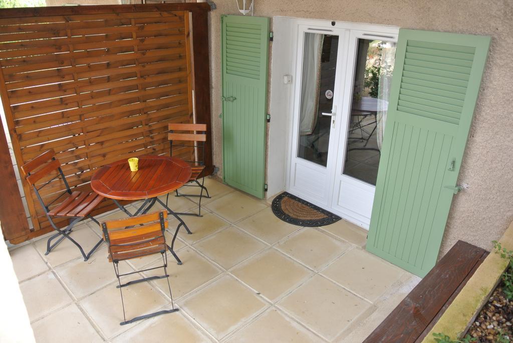 La Vieille Bastide Bed and Breakfast Flayosc Exteriör bild