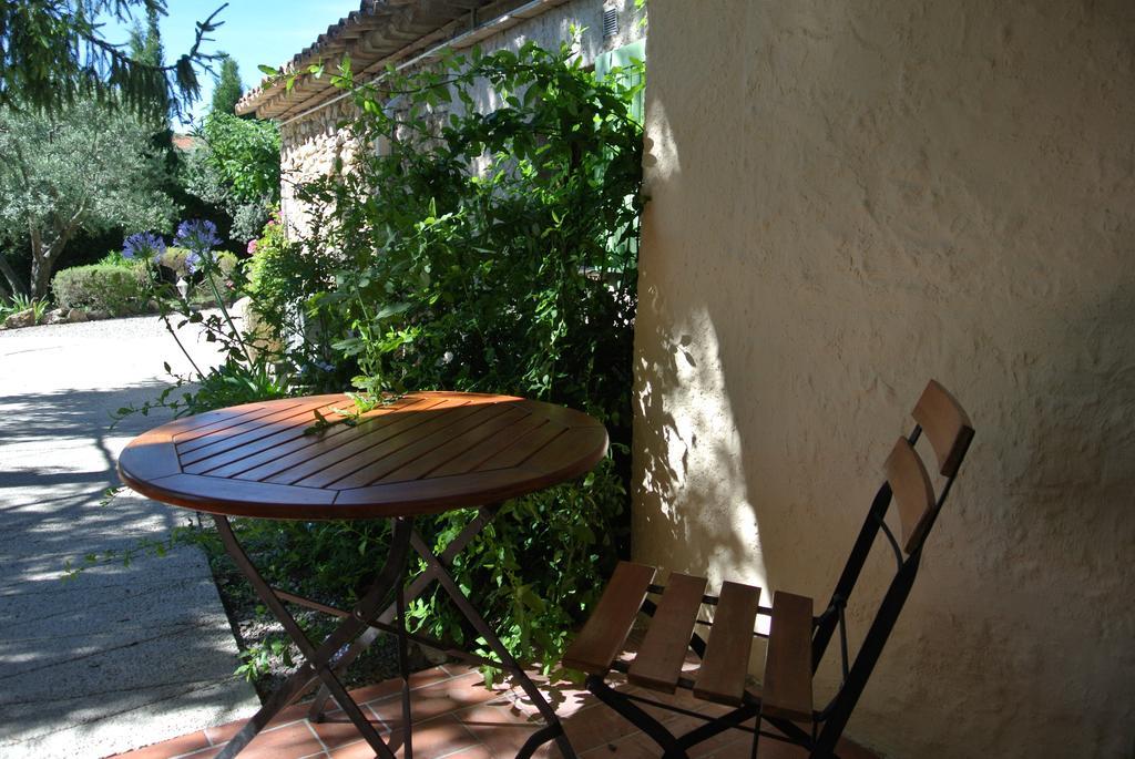 La Vieille Bastide Bed and Breakfast Flayosc Exteriör bild